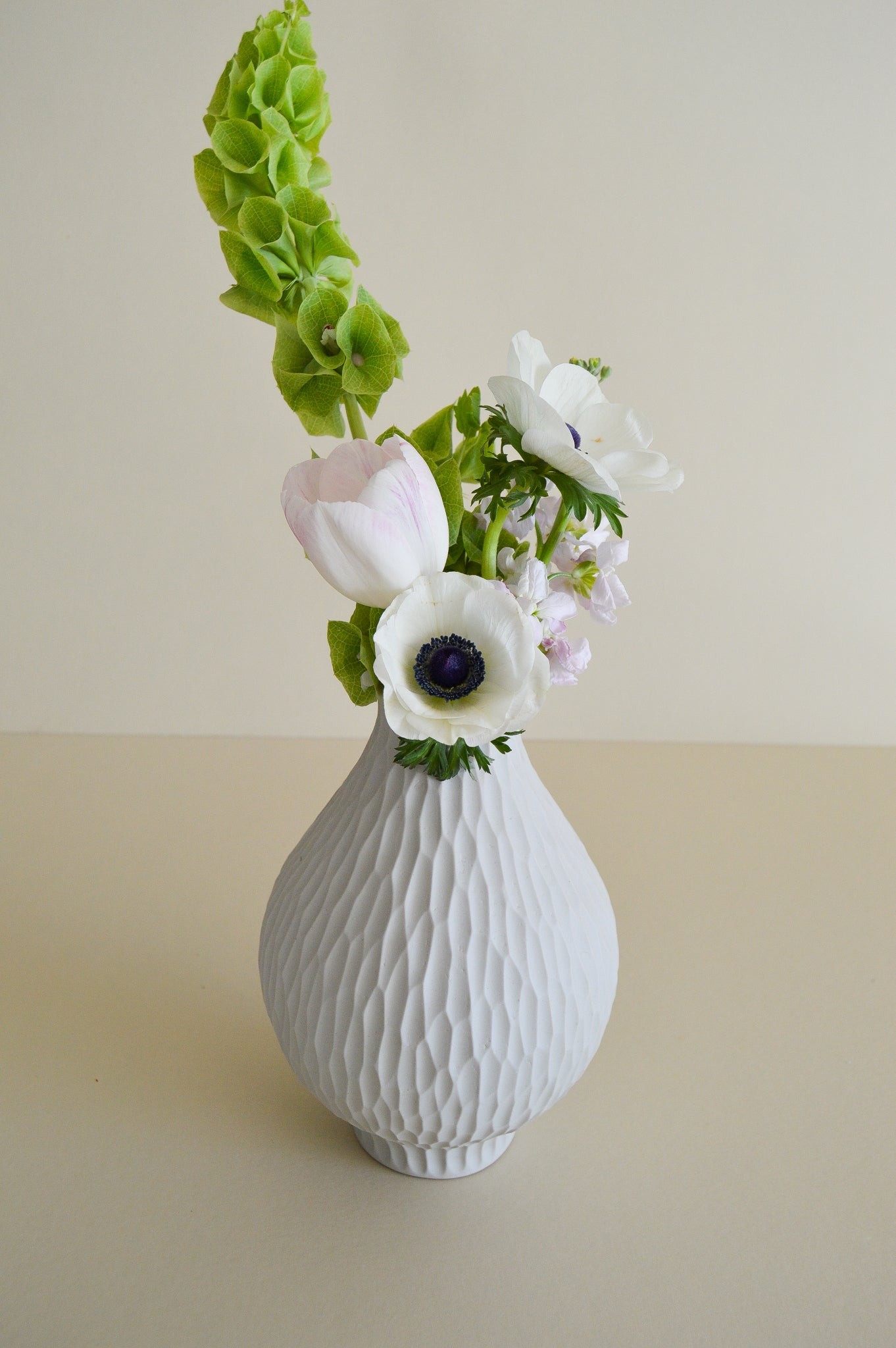 Sami Vase + Blooms